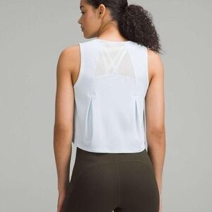 Lululemon sculpt tank in blue sz 6